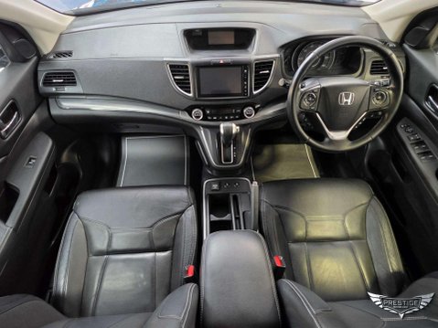 Honda CR-V 2.0 i-VTEC Black Edition Auto 4WD Euro 6 5dr 74