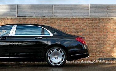 Mercedes-Benz M Class S600 33