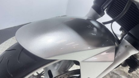 Suzuki SV650 SV650 2003 31K LONG MOT PERFECT A2 BIKE VTWIN SERVICED 650CC 12