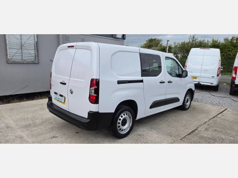 Vauxhall Combo CARGO PRIME L2 H1 2300 5 SEATER CREW VAN 1.5 TURBO D 100ps EU6 2