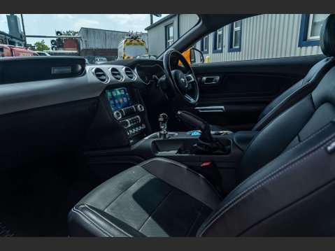 Ford Mustang 5.0 Mustang GT 2dr 9
