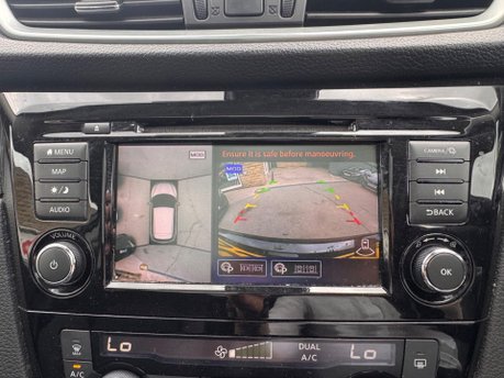 Nissan Qashqai DCI N-CONNECTA DCT 18