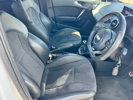 Audi A1 SPORTBACK 1.6 TDI BLACK EDITION 5dr 13