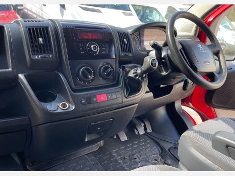 Peugeot Boxer 2.2 HDi 333 L1 H1 4dr 33