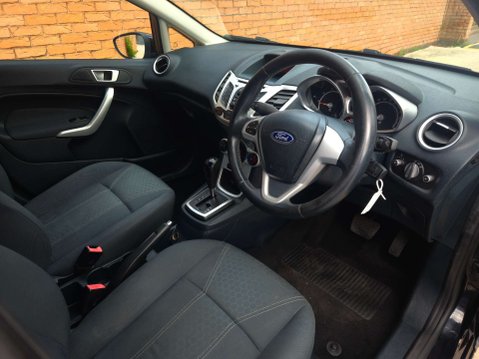 Ford Fiesta 1.4 Fiesta Zetec Auto 5dr 21