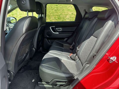 Land Rover Discovery Sport 2.0 Discovery Sport SE Tech SD4 Auto 4WD 5dr 14