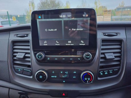 Ford Transit 2.0 460 EcoBlue Trend RWD L4 High Roof Euro 6 (s/s) 5dr (17 Seat, DRW) 27