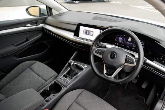 Volkswagen Golf LIFE TSI