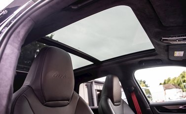 Porsche Cayenne Turbo 15