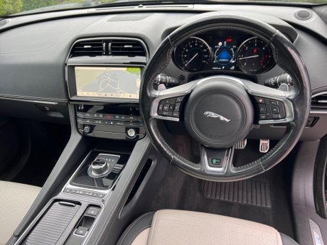 Jaguar F-Pace 2.0 D180 R-Sport Auto AWD Euro 6 (s/s) 5dr 68