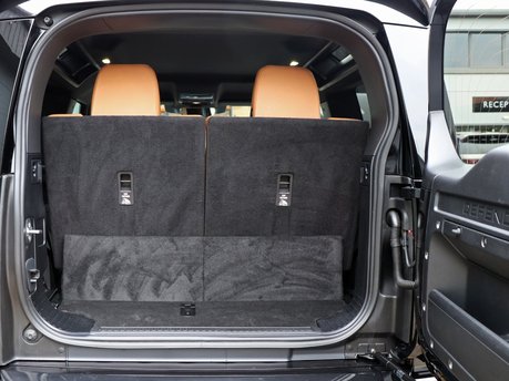 New Land Rover Defender 90 and 110 commercial seat upgrades 2021 model onwards 7