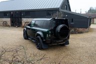 Land Rover Defender 3.0 D300 MHEV X-Dynamic HSE Auto 4WD Euro 6 (s/s) 5dr 9