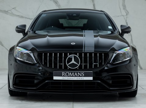 Mercedes-Benz C63 AMG S Coupe 4