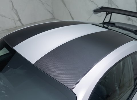 Porsche 911 GT2 RS (991) 40