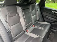 Volvo XC60 2.0 XC60 R-Design B5 MHEV Auto 5dr 40