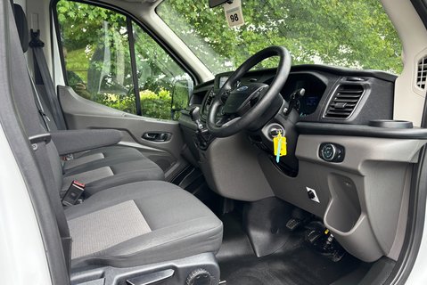 Ford Transit 350 Srw L4 130 ps Luton with Tail Lift 16