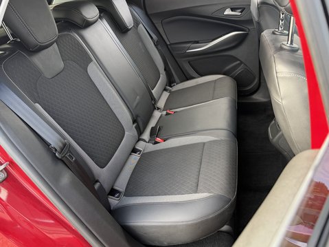 Vauxhall Grandland 1.2 Turbo GS Line 5dr 34