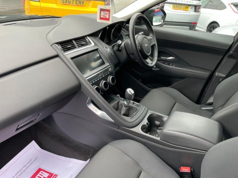 Jaguar E-Pace 2.0 D150 Euro 6 (s/s) 5dr 33