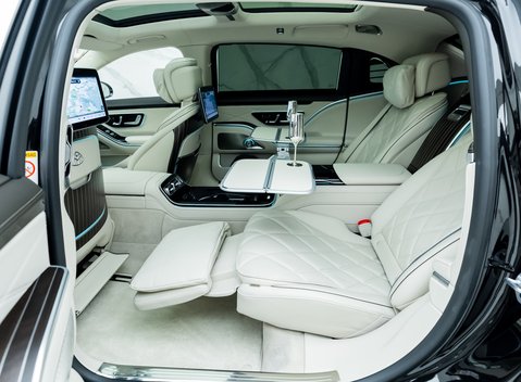 Mercedes-Benz S Class S580 Maybach First Class 49