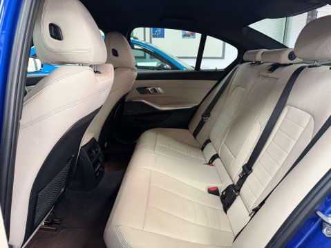 BMW 3 Series 2.0 320d M Sport Saloon 4dr Diesel Auto Euro 6 (s/s) (190 ps) 43