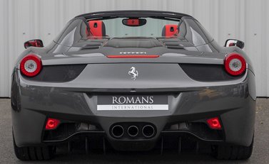 Ferrari 458 Spider 5