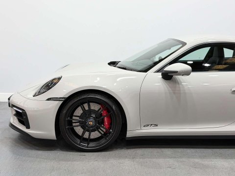 Porsche 911 3.0T 992 Carrera 4 GTS Coupe 2dr Petrol PDK 4WD Euro 6 (s/s) (480 ps) 20