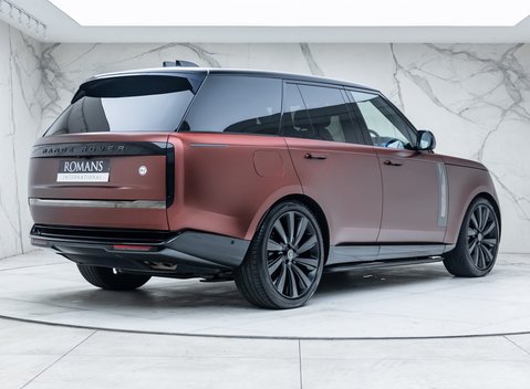 Land Rover Range Rover P530 SV 6