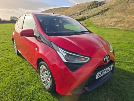 Toyota Aygo 1.0 VVT-i x-play Euro 6 5dr