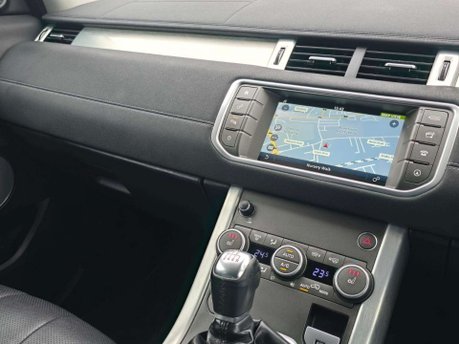 Land Rover Range Rover Evoque 2.0 eD4 SE Tech SUV 5dr Diesel Manual FWD Euro 6 (s/s) (150 ps) 42