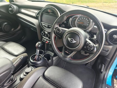 Mini Hatch 2.0 Cooper S Steptronic Euro 6 (s/s) 3dr 18