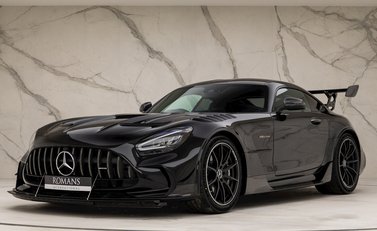 Mercedes-Benz Amg GT Black Series 6