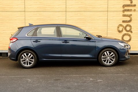 Hyundai i30 CRDI SE NAV 12