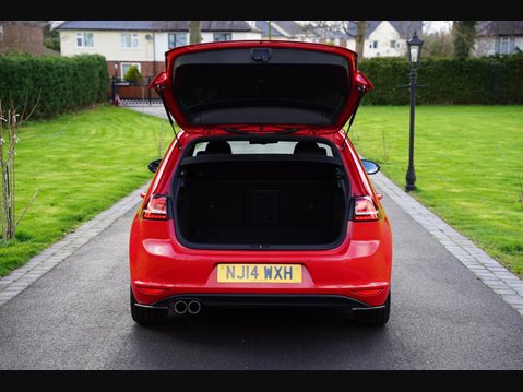 Volkswagen Golf 2.0 TDI BlueMotion Tech GTD Euro 6 (s/s) 5dr 17
