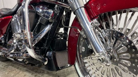 Harley-Davidson Touring 1745 FLHXS Street Glide Special Euro 4 52