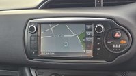 Toyota Yaris 1.5 VVT-h Design Hatchback 5dr Petrol Hybrid E-CVT Euro 6 (101 ps) 32