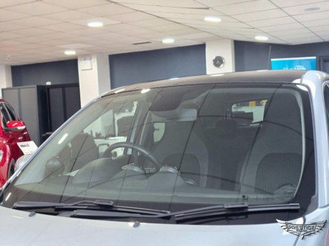 Smart Forfour 17.6kWh Premium Auto 5dr (22kW Charger) 19