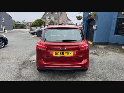 Ford B-Max TITANIUM 4