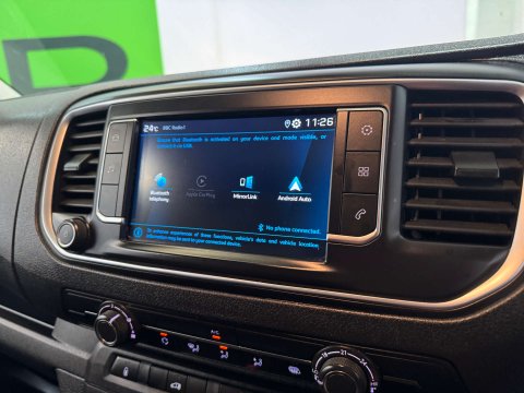 Peugeot Expert 2.0 Expert Professional Premium + L2 BlueHDi 28