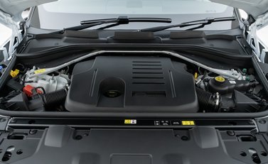 Land Rover Range Rover P440e SE 36