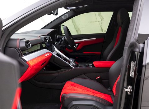 Lamborghini Urus NERO Design 17