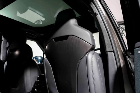 Land Rover Range Rover Sport SV EDITION ONE. FULL SATIN PPF. CARBON CERAMIC BRAKES. SLIDING PANO ROOF. 28