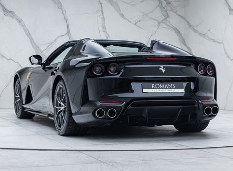 Ferrari 812 GTS 11
