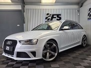 Audi RS4 4.2 FSI V8 Estate 5dr Petrol S Tronic quattro Euro 5 (450 ps) 3