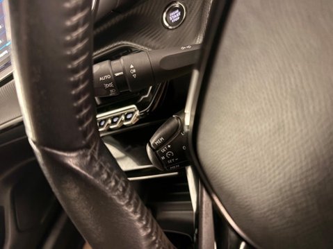 Peugeot 208 1.2 PureTech Allure Premium Euro 6 (s/s) 5dr 24
