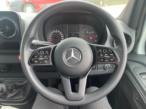 Mercedes-Benz Sprinter 315 CDI PROGRESSIVE 13
