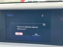 Lexus Is 2.5 IS 300h Advance CVT 4dr 37