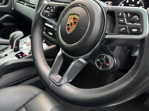 Porsche Cayenne V6 PLATINUM EDITION 56