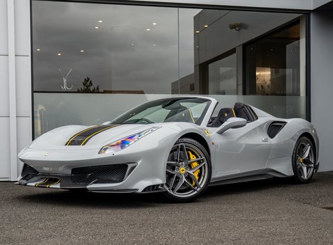 Ferrari 488 Pista Spider 2