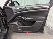Porsche Cayenne 4.8 Cayenne V8 T Tiptronic S 4WD 5dr 47
