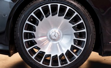 Mercedes-Benz M Class S650 6